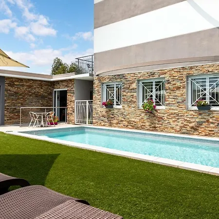 Sure By Western Beziers Le Monestie Hotel