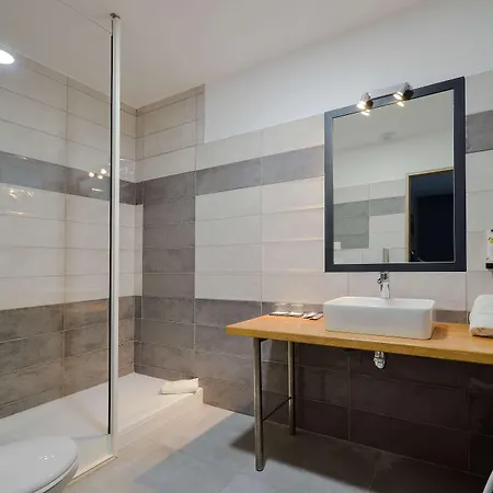 Sure By Western Beziers Le Monestie Hotel 3*