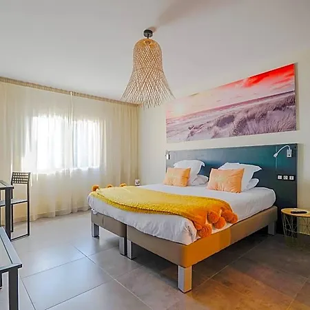 Sure By Western Beziers Le Monestie 3*